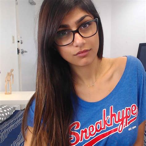 hard xxxxx|Mia Khalifa Is One Sexy Brunette